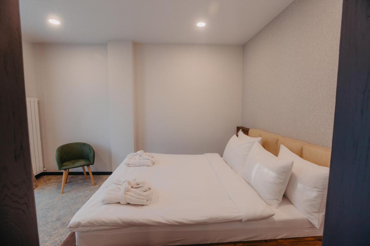 Capo Verde Hotel Batumi Luaran gambar