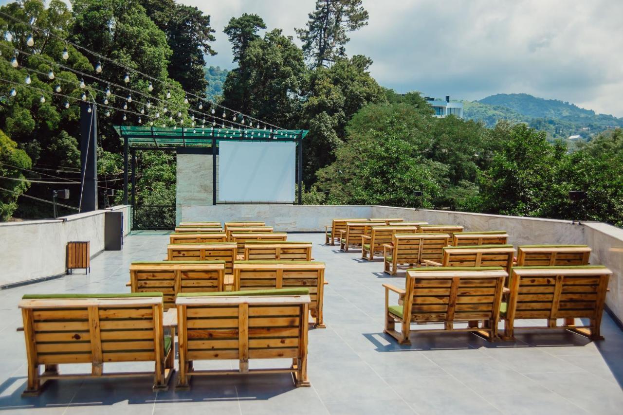 Capo Verde Hotel Batumi Luaran gambar