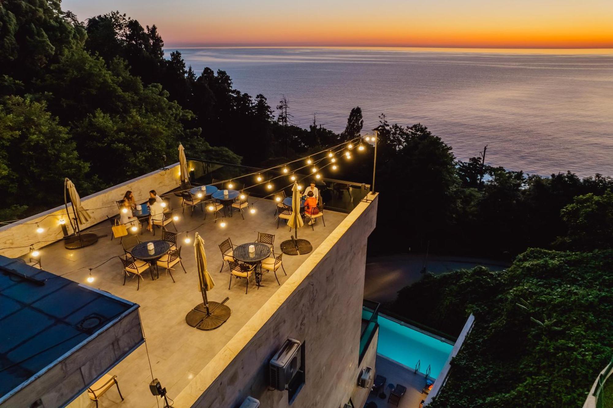 Capo Verde Hotel Batumi Luaran gambar